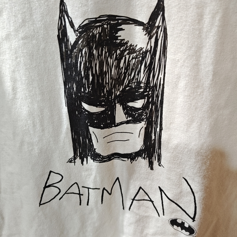 Batman Sketch Style Graphic Tee Size Large